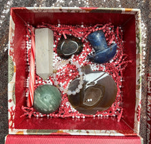 Load image into Gallery viewer, Medium Christmas Box