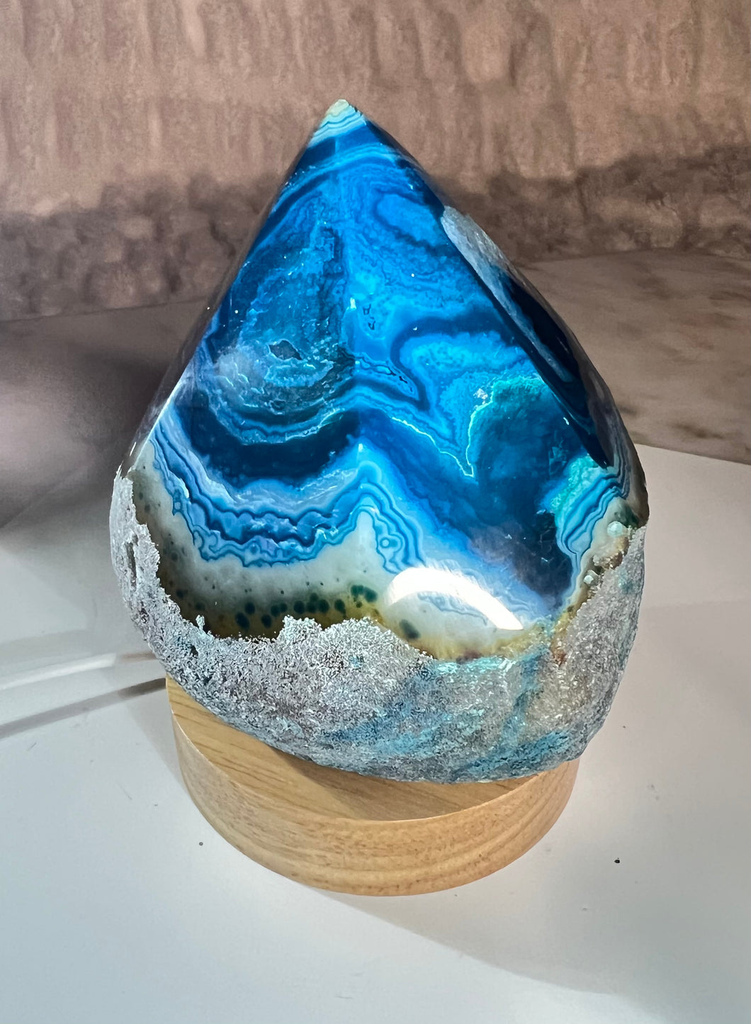 Real Agate Polished Point Lamp